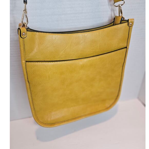 Jen & Co Vegan Leather Crossbody Bag Leopard Guitar Strap Amber Snap pocket - Picture 3 of 8